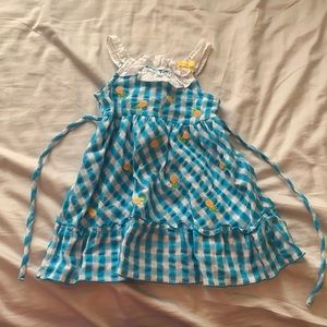 Summer dress with plaid and pineapple